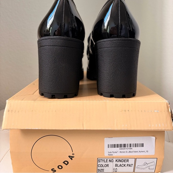 NIB Soda Kinder Platform Loafers in Black Patent Leather - Picture 6 of 7